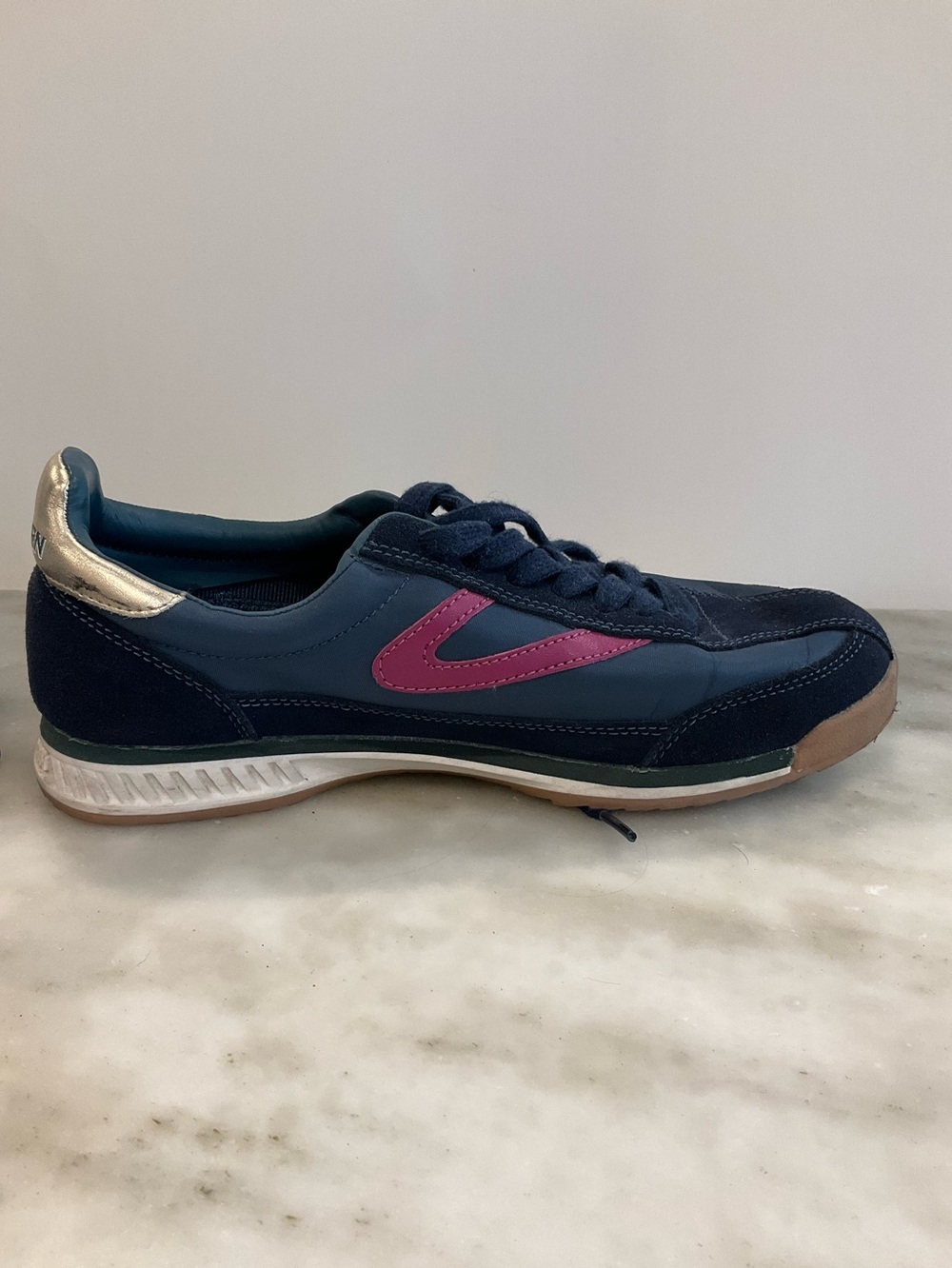 Tretorn Rawlins lace-up sneakers size 8